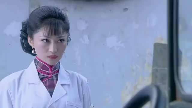 狐影:间谍张岚巧妙掩护队友出城,刘志庸让间谍在眼皮底下溜走了