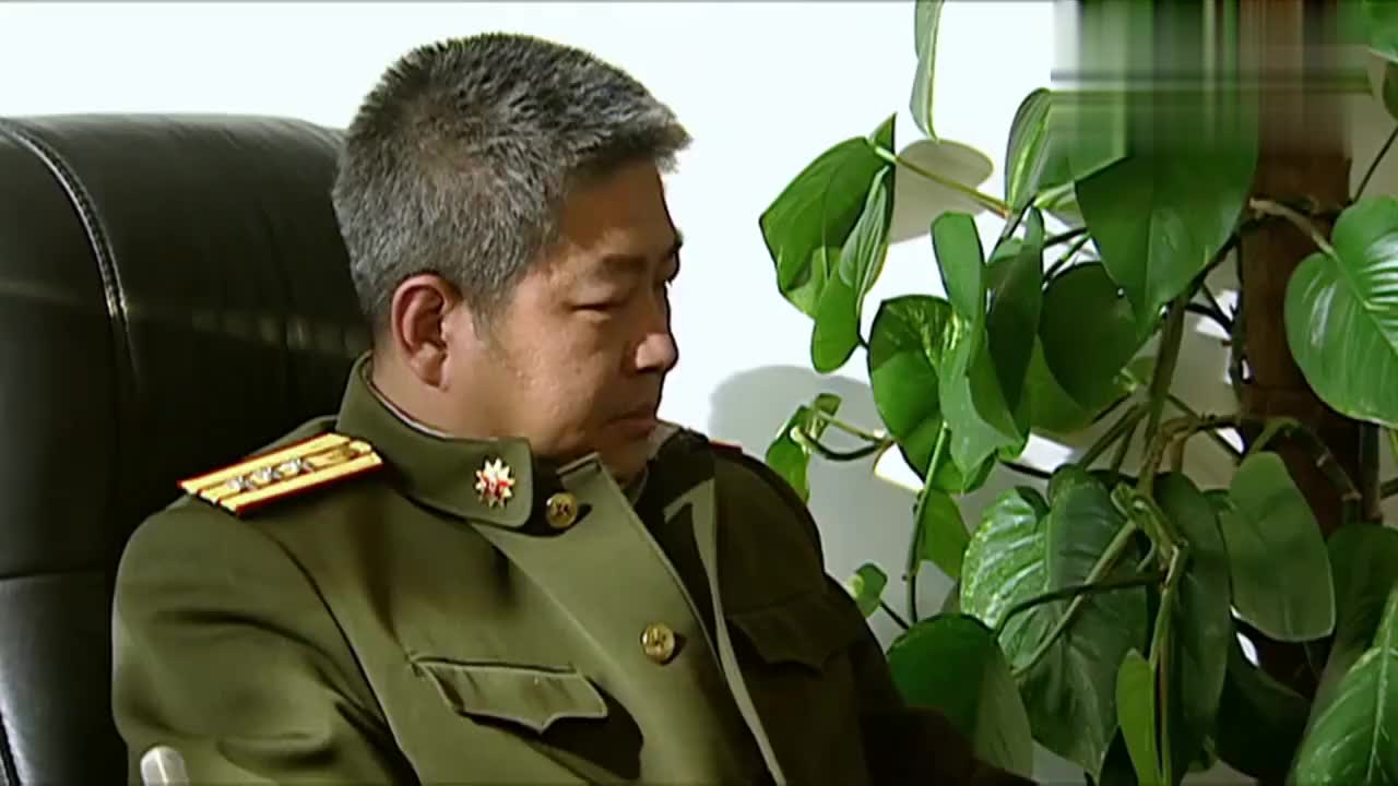 士兵突击:钢七连解散,连长靠军长父亲的关系,又升职了