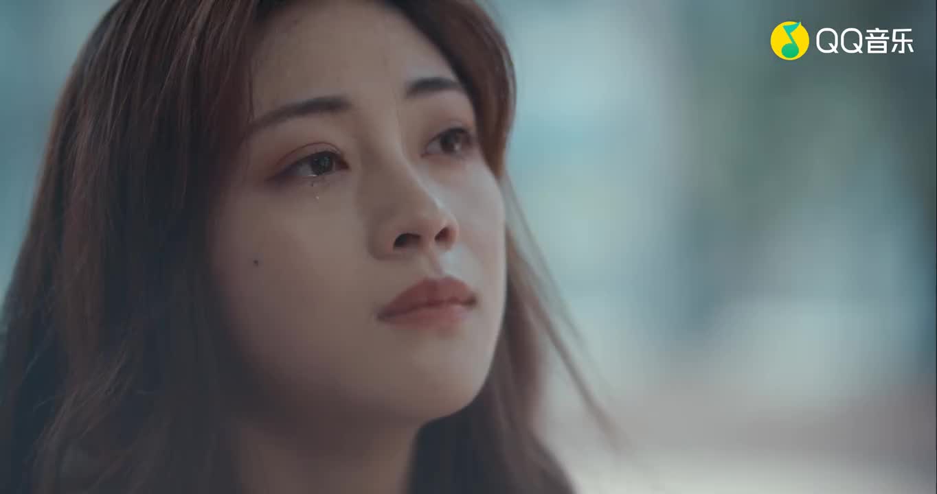 海来阿木一首伤感音乐《你的万水千山》我曾经等过你