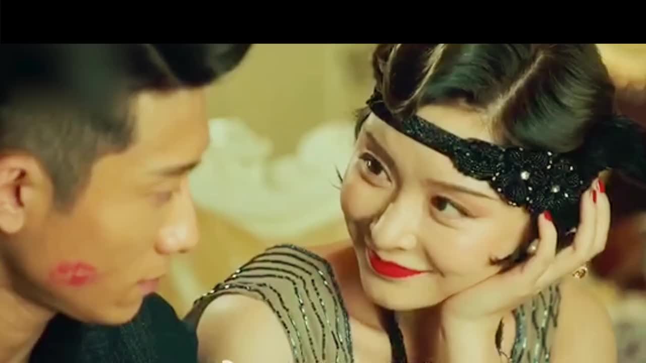 曼丽虽然是舞女但是不卑不亢,爱一个人,就会全心付出