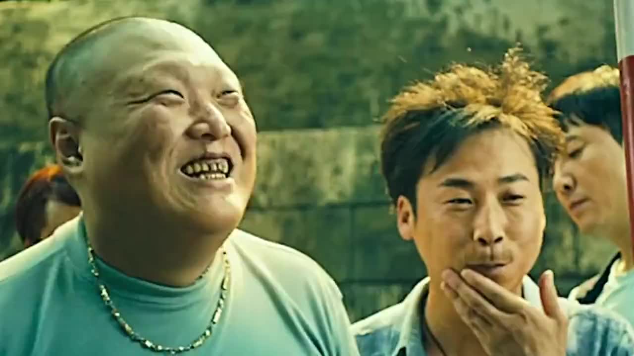 《夏洛特烦恼》里的王老师和陈凯的演技丝毫不逊色于主角