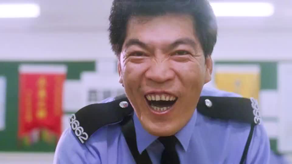 有谁还记得钟镇涛可是曾经的"温拿五虎"之一,他唱歌是真好听