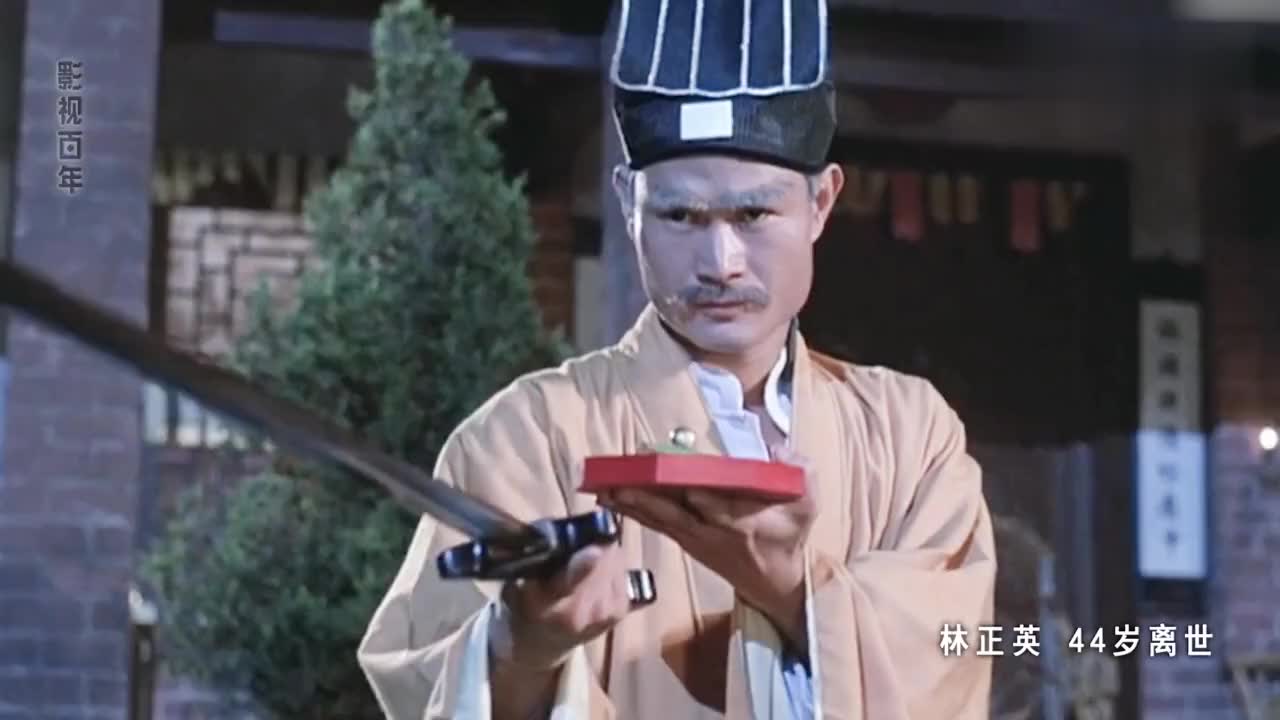 黄家驹逝世27周年 唐宁晒合照悼念"二哥"