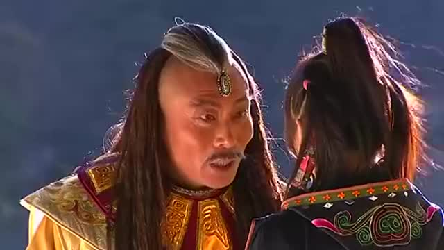 神雕侠侣:郭襄对大头鬼说别动手,金轮法王是自己人