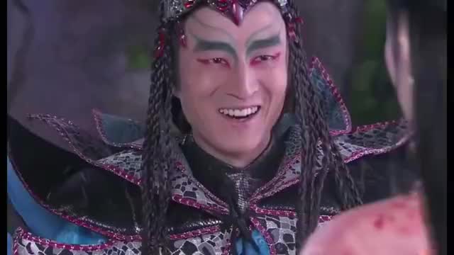 活佛济公 哭笑铲抓了御史的女儿, 道济带着徒弟上门要人.