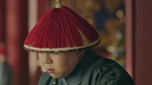 皇帝赵构提灯笼去见太后,太监一口气吹灭,竟冷嘲暗讽皇上瞎