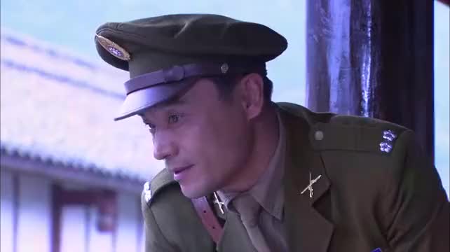 边城破晓:屠雪澜和新上级龙王接头,龙王乔装成变脸艺人和她接头