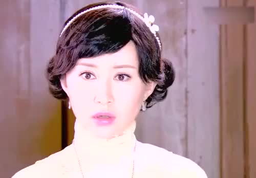 烽火佳人:邵峰为救青萍,无奈下竟承认了自己的真实身份,太可怜