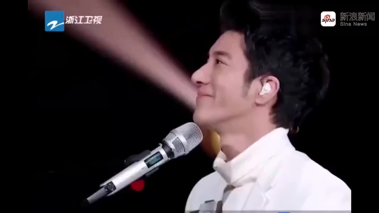 萨顶顶和韩国歌手sonya比唱功舞台激烈对决瞬间折服韩国观众