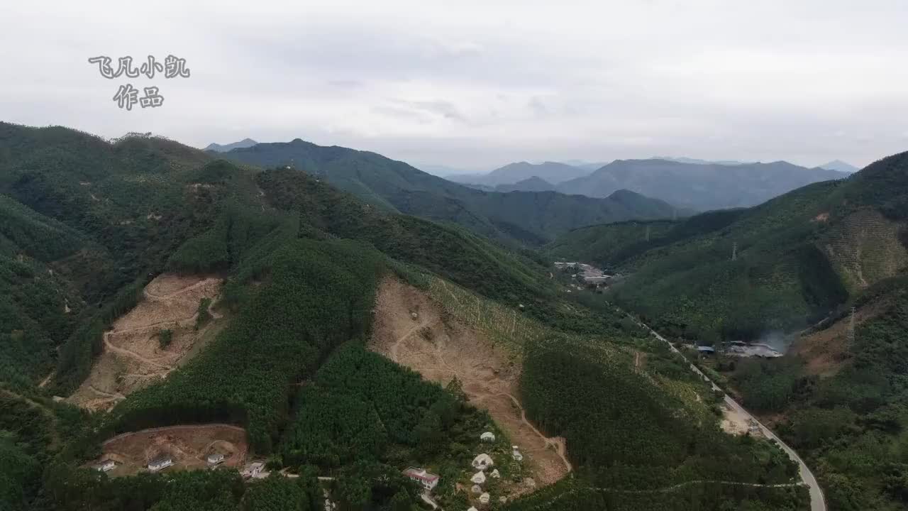 此地龍脈環繞龍穴天然形成完美格局主發文武的風水寶地