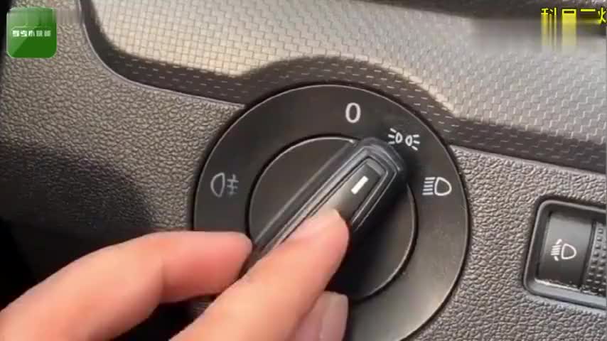 科目三:组合灯光你们会怎么打了吗?教练亲自讲解,没有学不会的