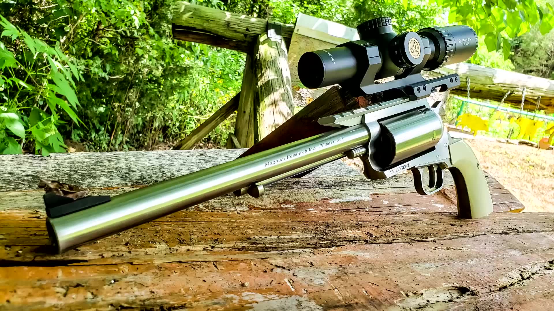 缩小版的左轮手枪,精致漂亮还能射击呢