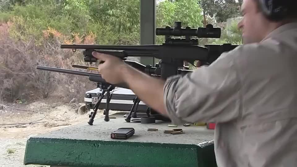 雷明顿tac 14霰弹枪,加装黑色霰弹,户外靶场射击实测