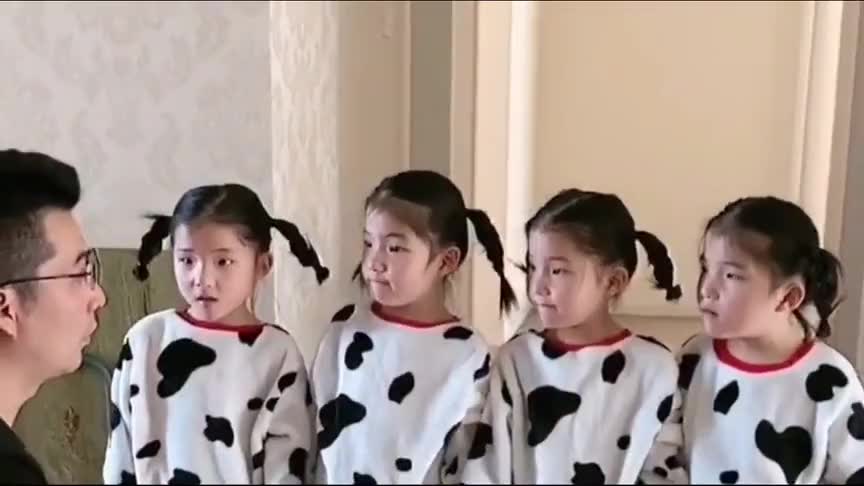 四胞胎女儿第一次给爸爸洗脚爸爸却被这阵势吓到了这是啥阴谋