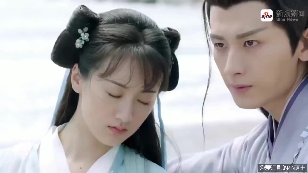 白浅在大紫明宫大战不料被玄女看出破绽竟被翼兵打得遍体鳞伤