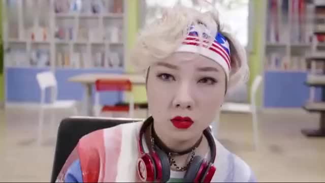 这一年就这么过去了,唐美丽还是这么笨.咋办啊.@马栏山广播站