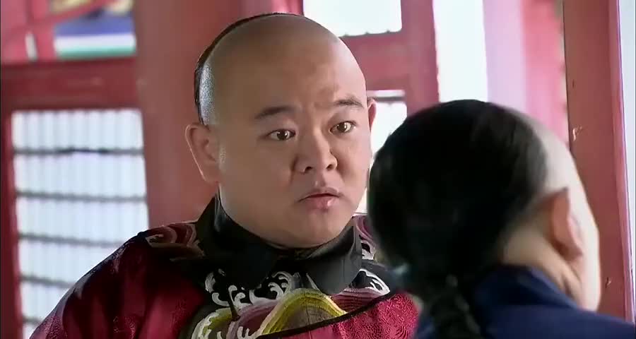 班杰明拖着常太医,来御膳房借冰块,说是皇上要给格格治病用