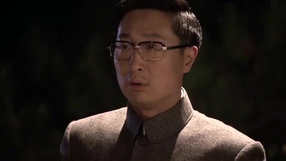 小三把王贵家里打扫得干干净净的安娜出差回来就知道王贵出轨了