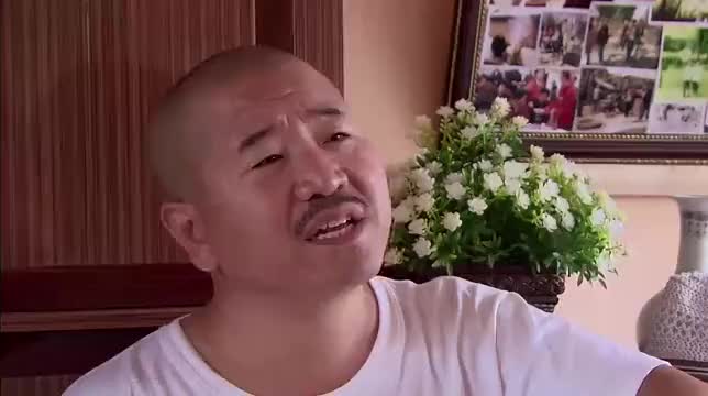 乡村爱情:赵四家吃饭,大葱蘸酱,吃起来嘎嘣脆,太馋人了