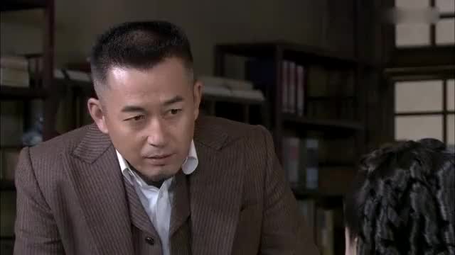 大宅门:青青讨厌暴力,谁知田子行一说暴徒做的事,青青沉默了