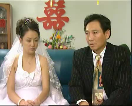 插翅难逃:张世豪偶遇郭金凤,看着好眼熟,情人一看就对眼