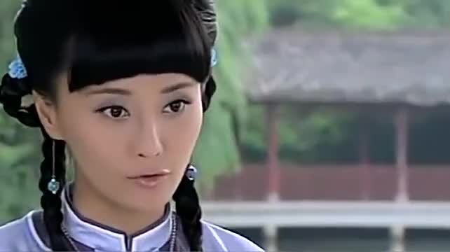 丑丫鬟喜欢上了少爷,为了少爷忍痛去整容,整完变身大美女