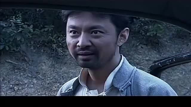 天堑1949美女被内奸劫持鱼鹰及时出现反杀了内奸