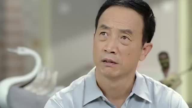 情感专家解答 父亲打女儿会带来什么样的后果!太震惊了