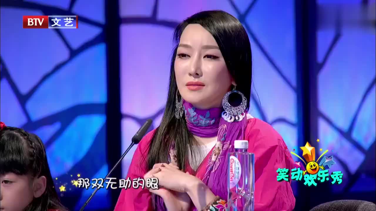 三公主妙妙激情演唱《拥抱你离去 喝醉以后才明白》歌声动听