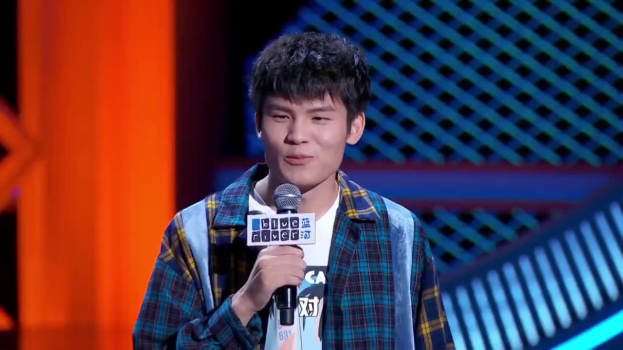 《吐槽大会3》很久没见这么好的女脱口秀演员了,李诞都吓懵了