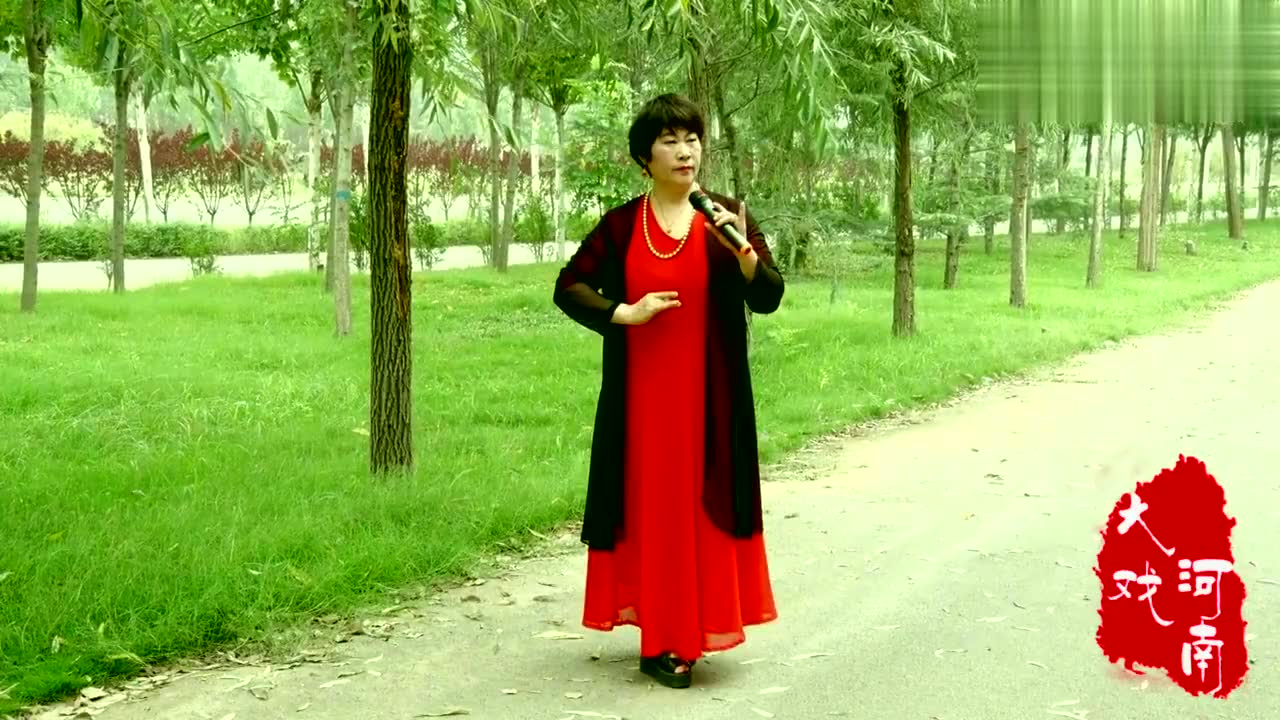 王小双演唱:曲剧《陈三两》"陈三两迈步上宫廷"选段