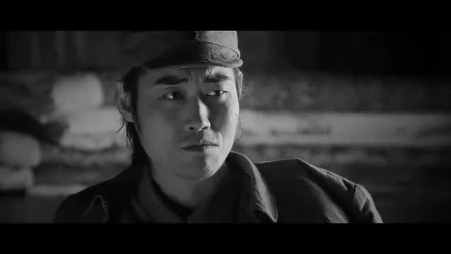 报告老板:美国队长史爱民:你们先吃饭,我抽空去端个炮楼