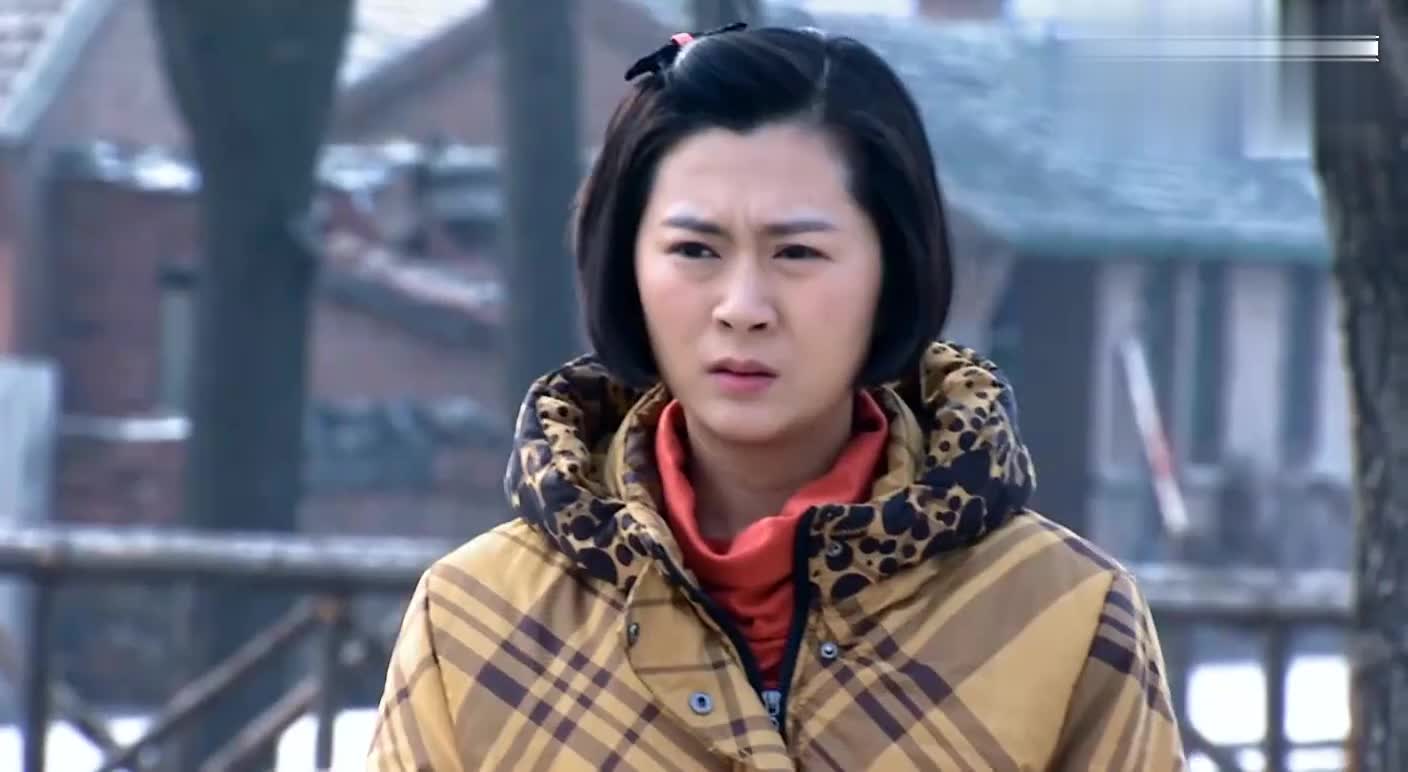 爹妈满院:老宋为追偷酒贼去世,宋小宝气的直扇自己耳光,太虐!