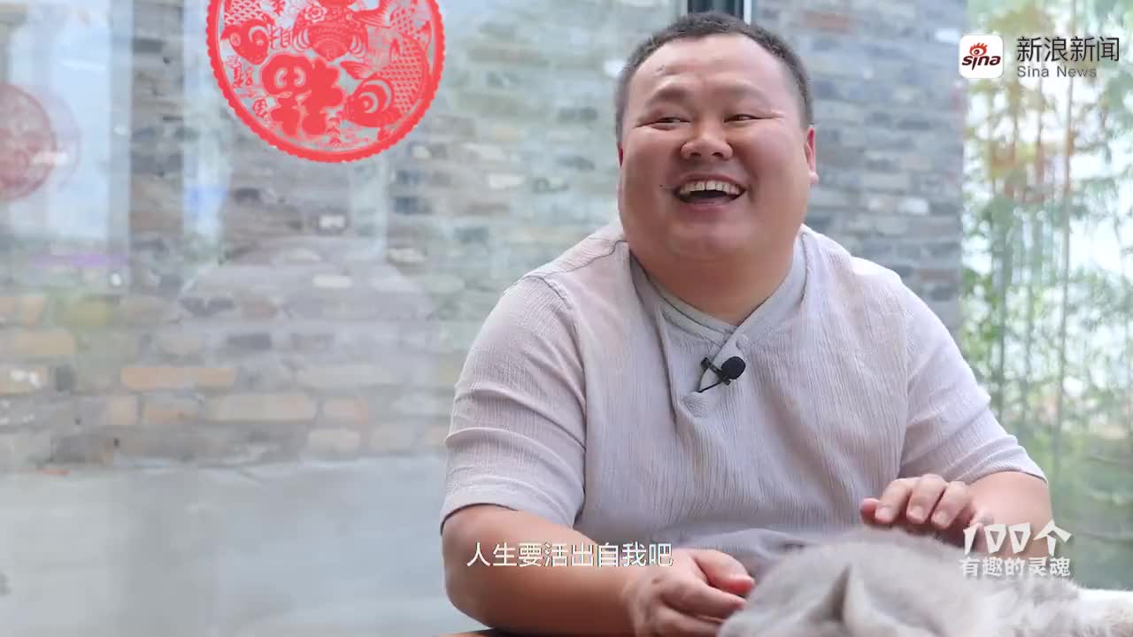 龙门客栈卖人肉包子,老板娘刚杀的人,刁不遇趁热就剁成馅