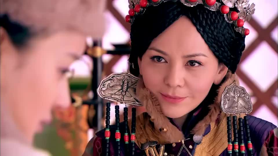 哲哲跟大玉儿道歉,是姑姑下的滑胎药,爱慕皇太极让自己疯狂!