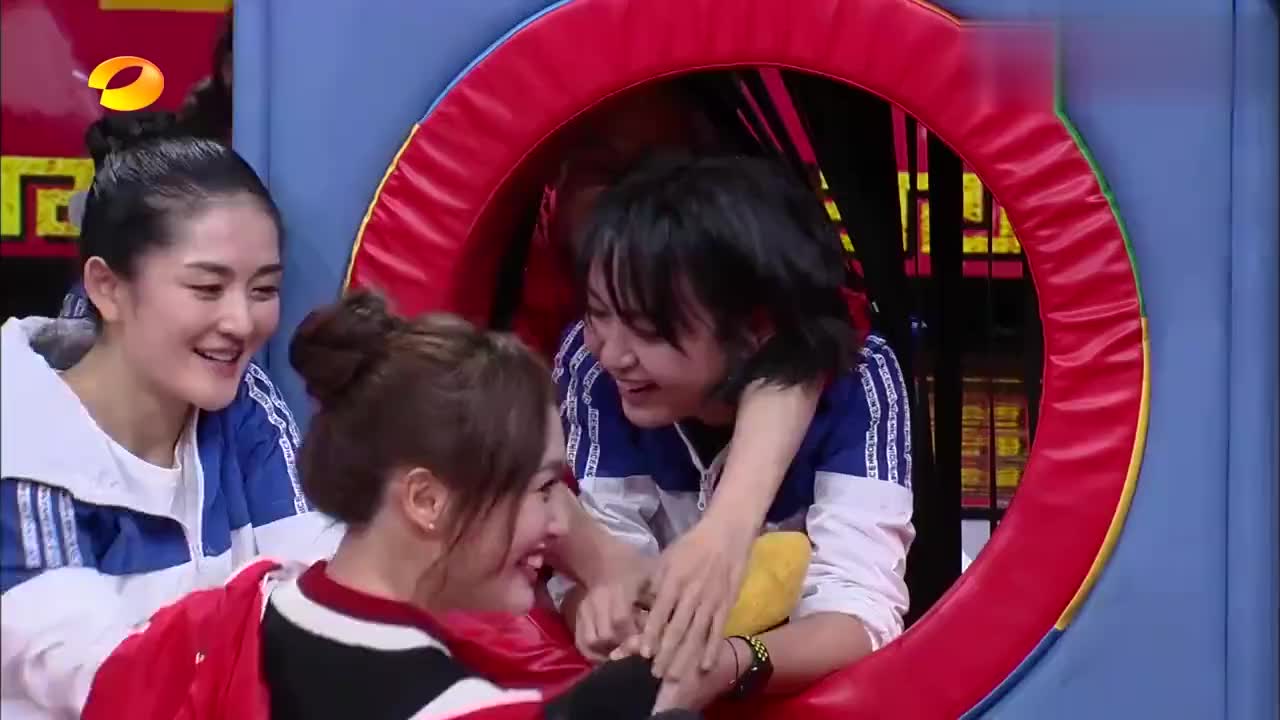 姚安濂回应评价唐嫣事件!每天都被粉丝骂!网络暴力真可怕!