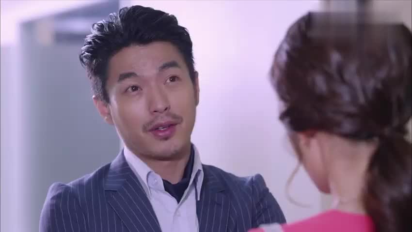 千金归来金睿和长清动手谁知长清会武术金睿直接被打晕了