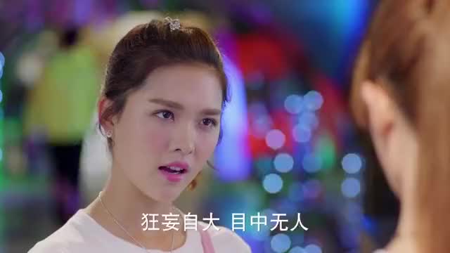 神犬小七:神犬被坏人带走了,艾亮在一丹坟前哭诉,神犬太惨