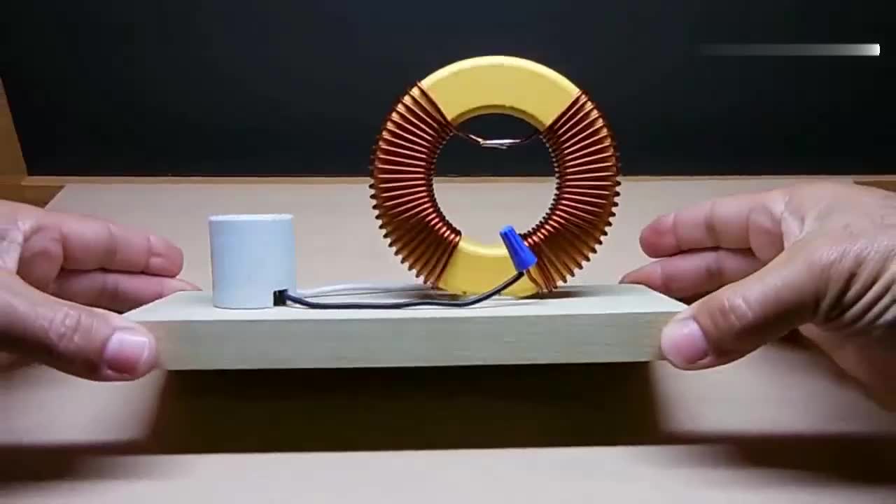 简易磁铁发电机图片