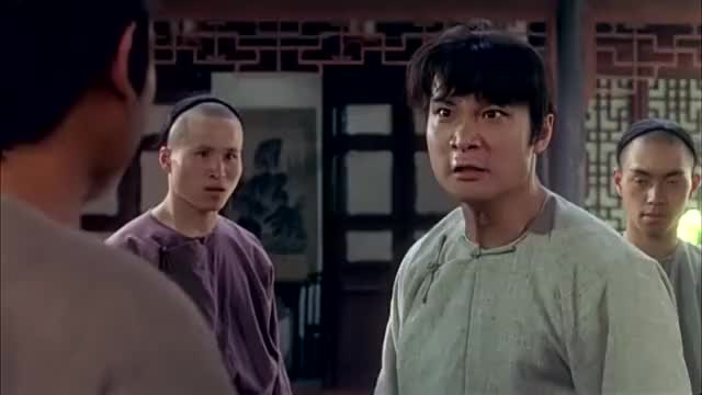 方世玉与洪熙官:得知洪熙官在地牢里关着,方世玉想把他救出来!