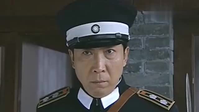 大宅门6:香伶一见到母亲,狠狠扑过去,雅萍泣不成声