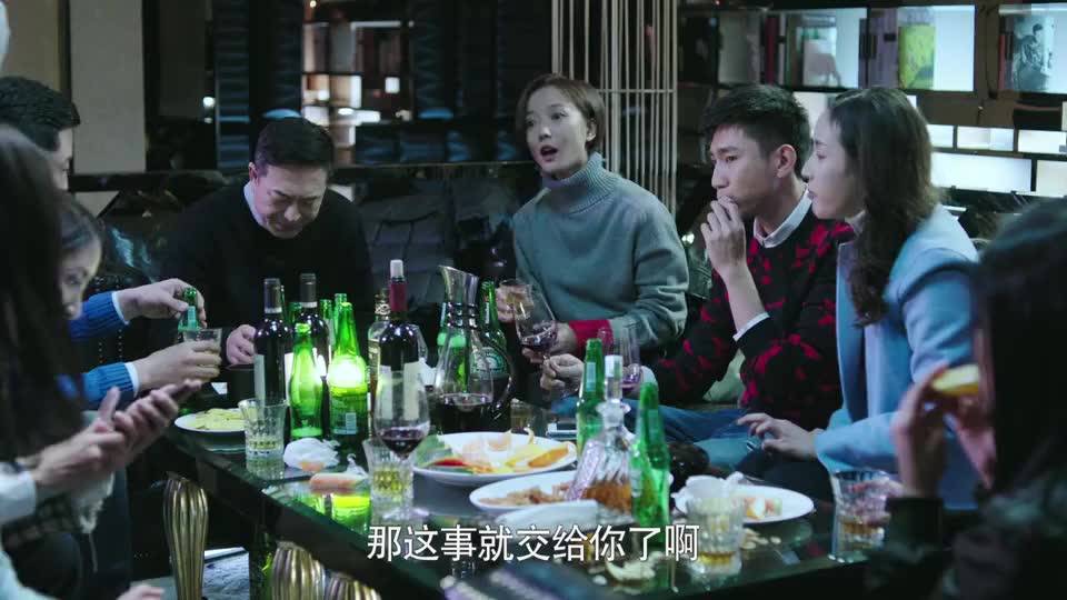 急诊科医生:田亮说漏何医生和晓琪的恋情,众人起哄到底咋回事