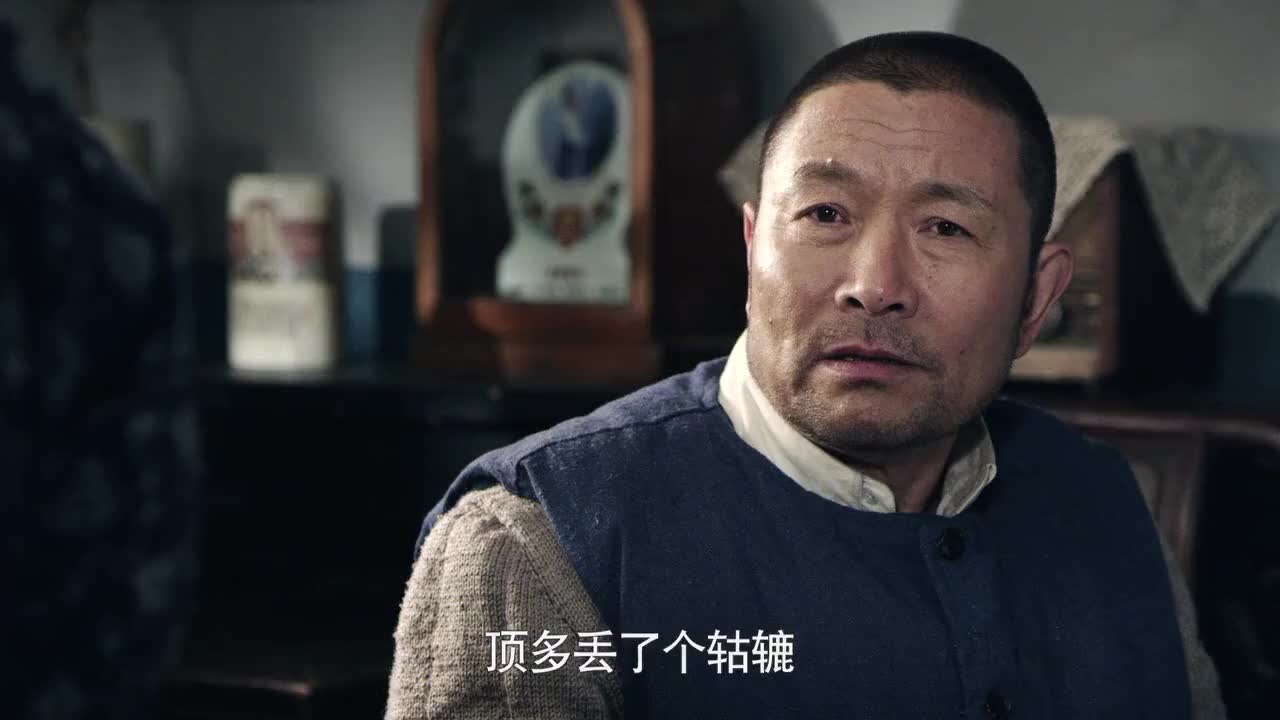 情满四合院:阎解成请傻柱当厨师长,开出的工资吓三大爷一大跳!