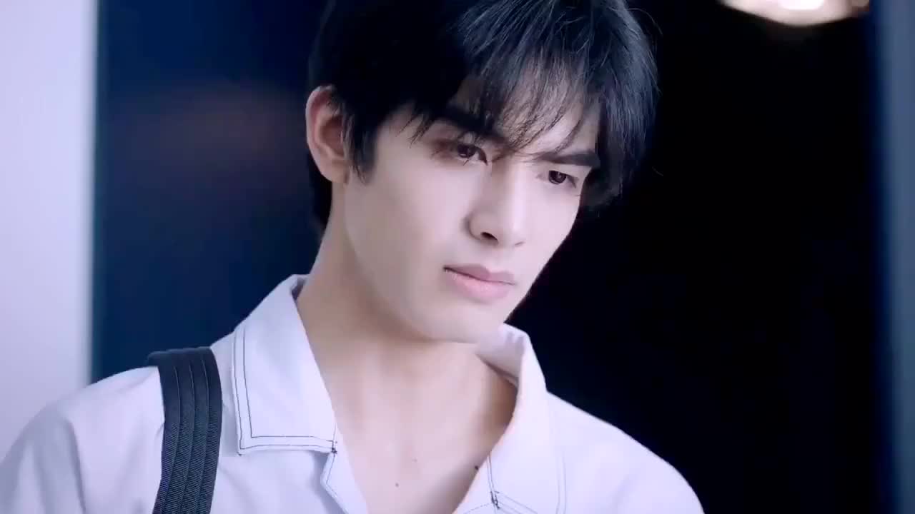 以家人之名:陈婷突然回国,凌霄尖尖看到门前的母女吓坏了!