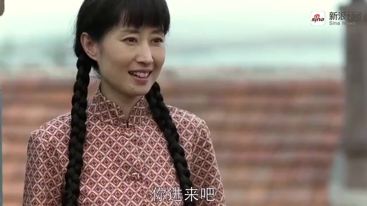 视频:爷青结!《快乐星球》莲蓉包近照曝光 结婚有娃还当老师了