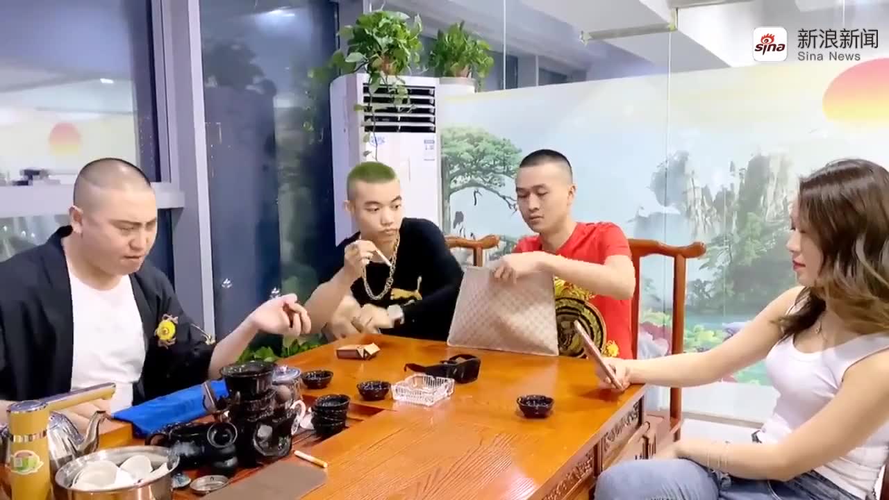 生活大爆笑:白领神曲唱出了多少人心声,生活磕磕绊绊要笑对它