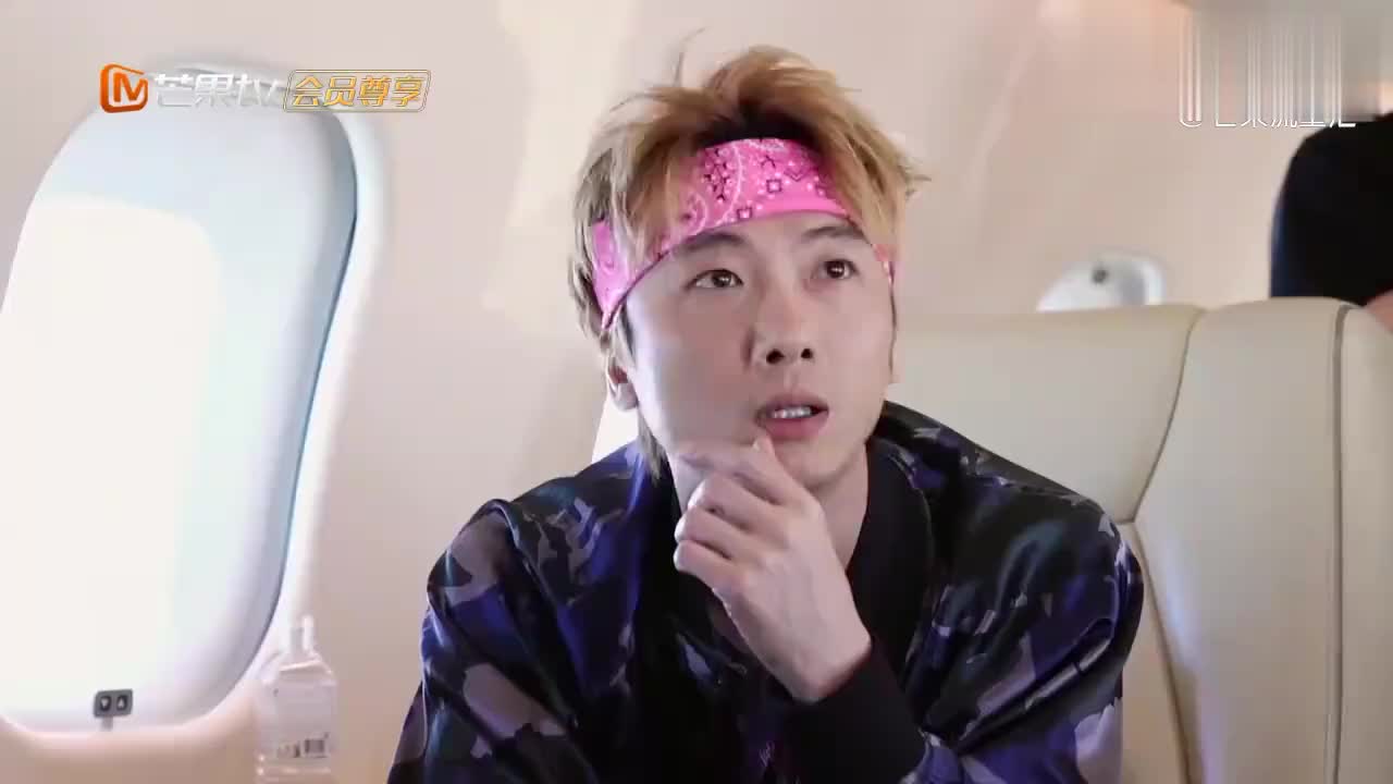 周游记:魔术大师西里尔纸牌魔术惊到周杰伦,玩这么大