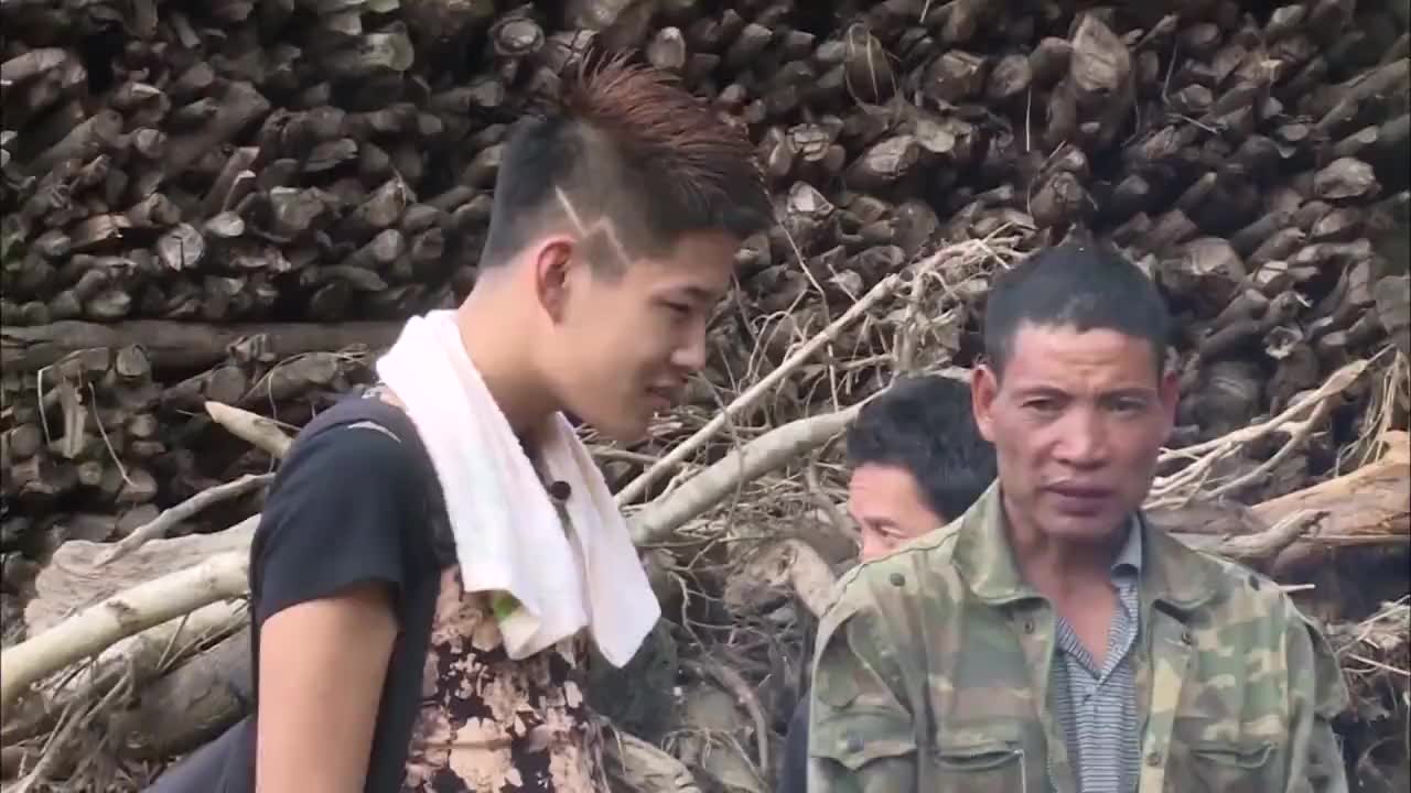 变形计:凌晨五点崔晋于海起来上学,这辈子都没这么早起来上过学