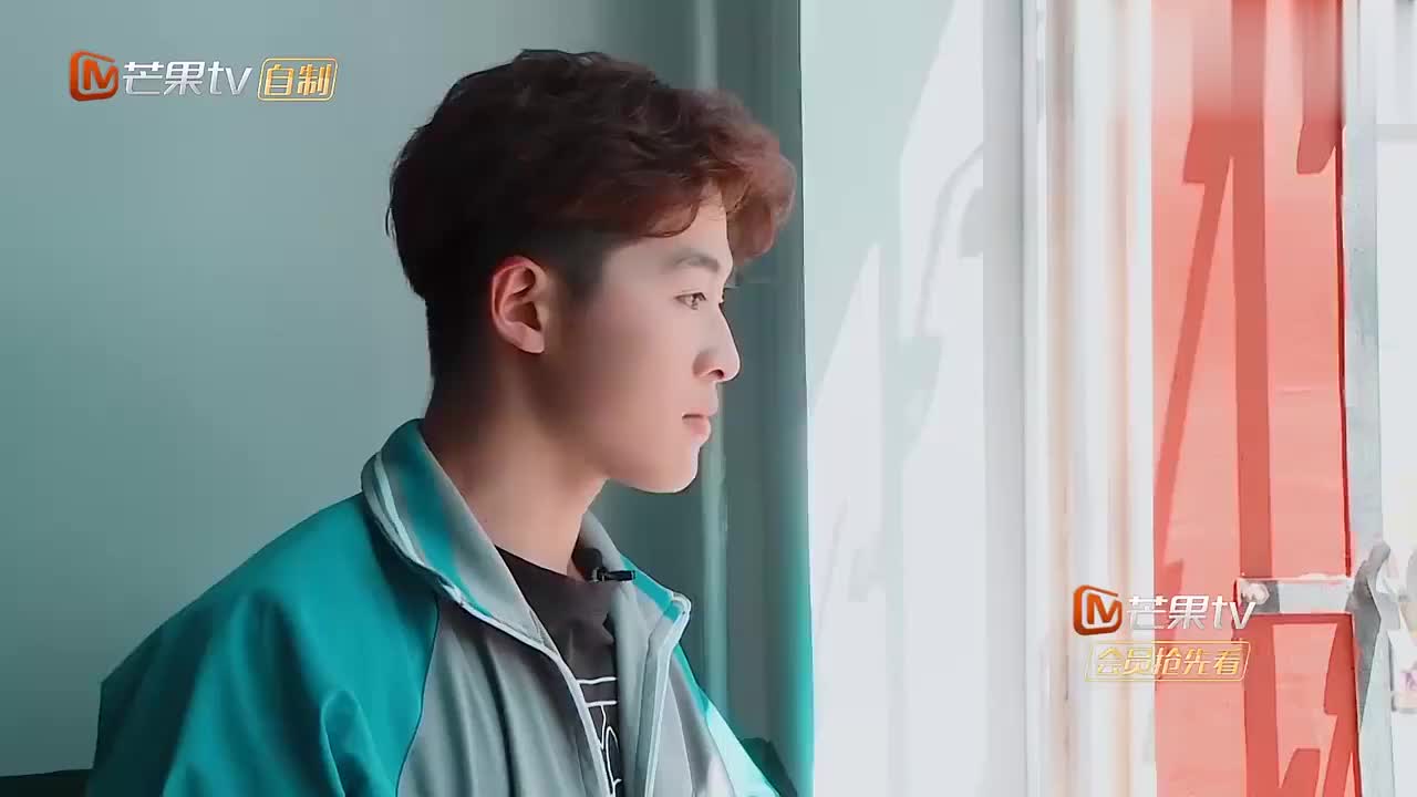 变形计:凌晨五点崔晋于海起来上学,这辈子都没这么早起来上过学