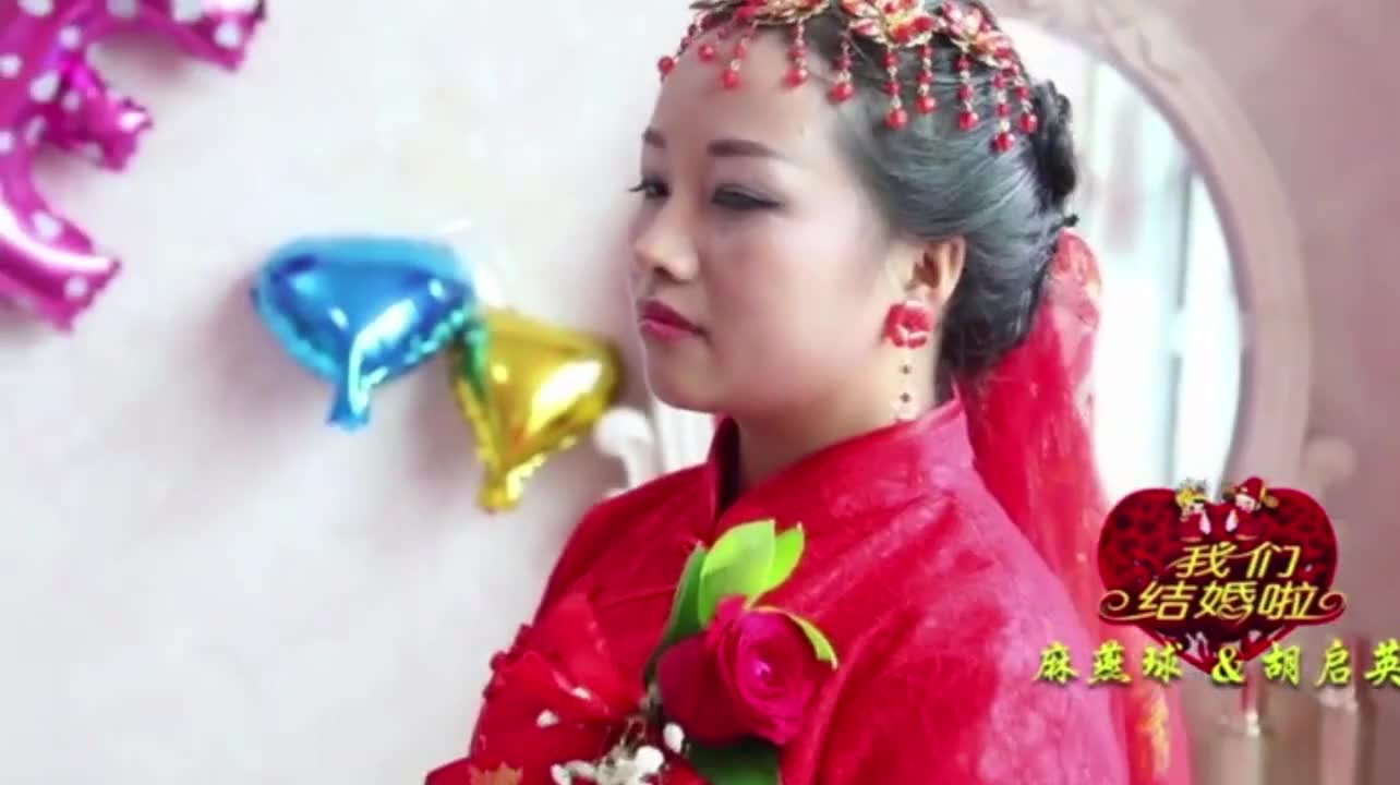 贵州一对新人结婚,来喝喜酒还要对山歌,鞭炮放得好像不要钱一样